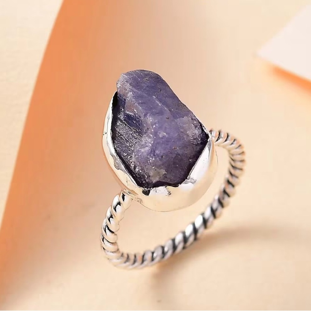 Artisan Crafted Rough Cut Tanzanite 7.85 Carat Ring in Sterling Silver